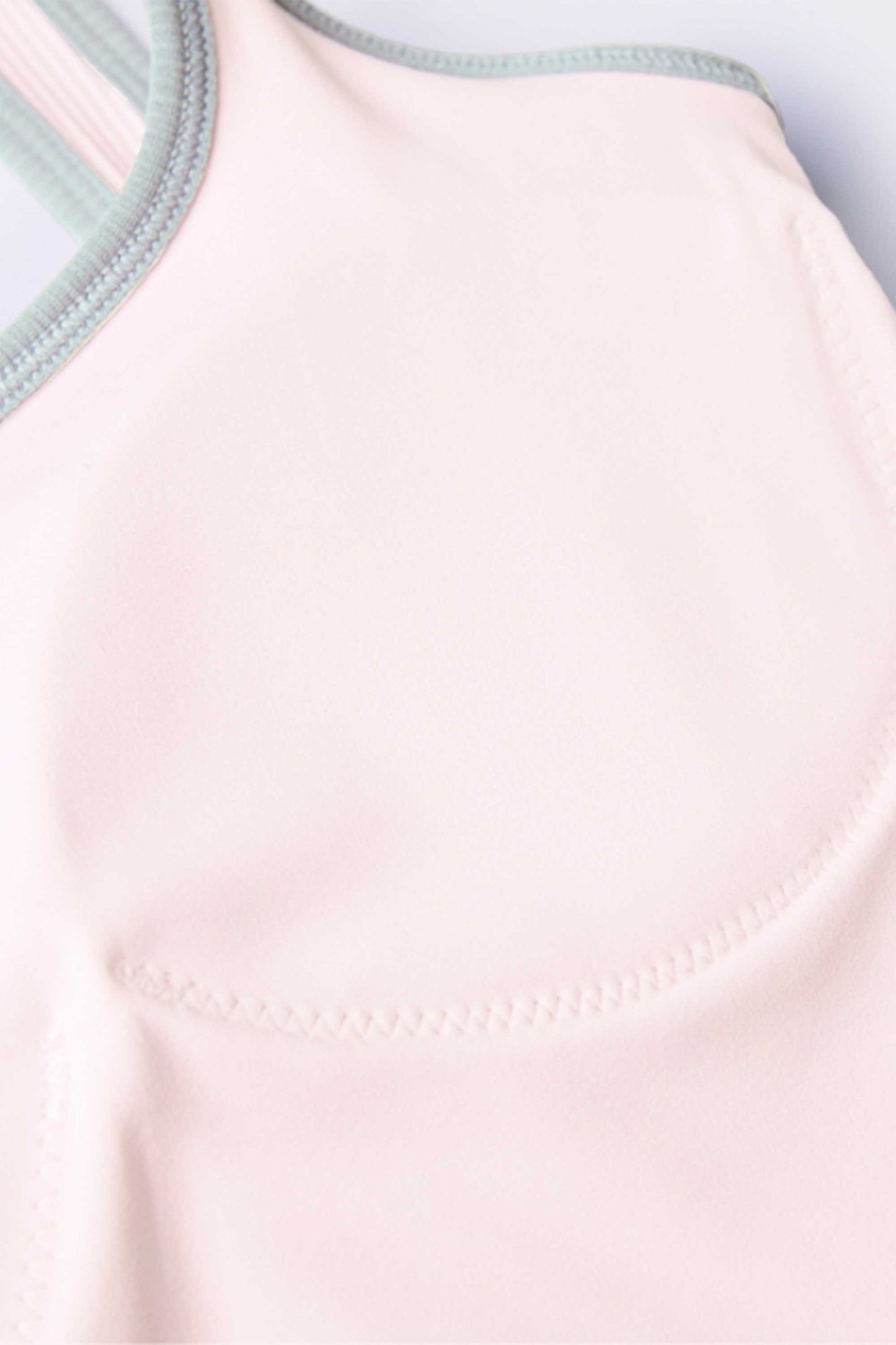 WX1509-FPS Thread naked semi-fixed cup fitness vest color contrast wrap edge sports bra Sexy waist-exposing yoga underwear