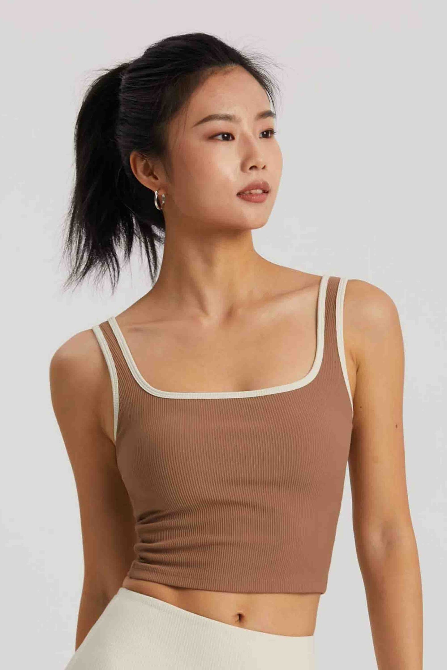 WX1509-FPS Thread naked semi-fixed cup fitness vest color contrast wrap edge sports bra Sexy waist-exposing yoga underwear