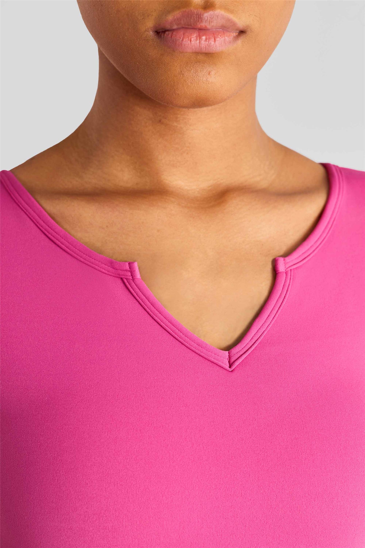 TXB1440-NULS Yoga dress short sleeve with chest cushion sexy V-neck fitness vest cross Europe and the United States to wear sports T-shirt women