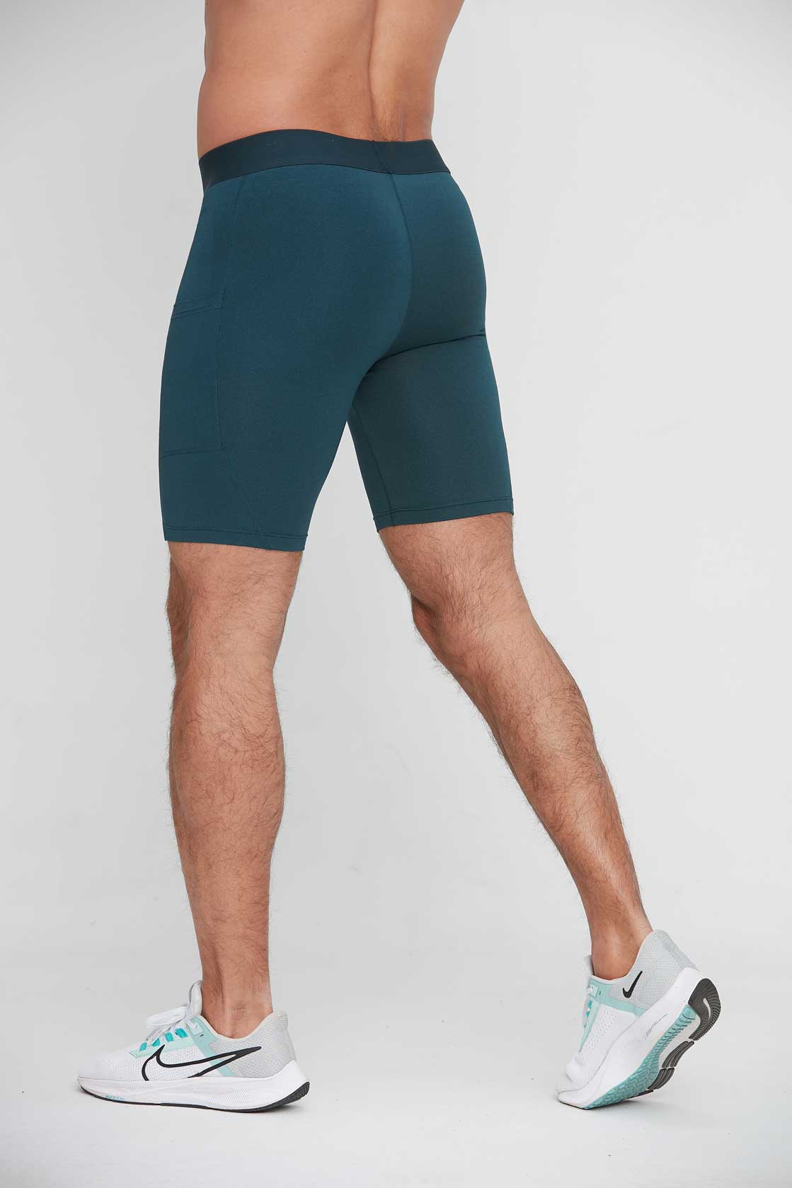 HRG1011-Men's tight-fitting sports capri pants, basketball training base layer fitness shorts, quick-drying shorts with pockets.