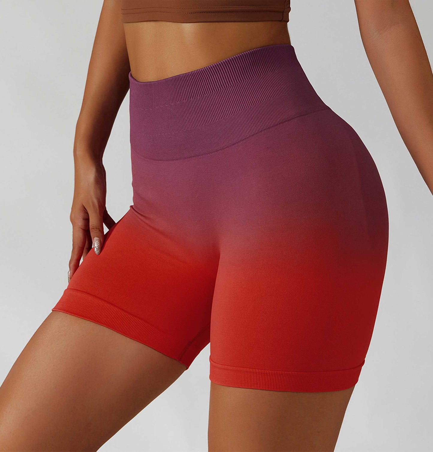 HR6406-European and American gradient seamless yoga shorts, breathable and tight-fitting sports shorts for women, high-waisted elastic butt-lifting fitness pants